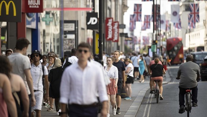 İngiltere'de işsizlik mayısta yüzde 3,8 seviyesini korudu