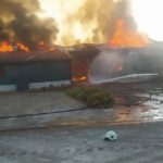 Yeniboğaziçi Belediyesi Plajı’nda faaliyet gösteren bir restoranda yangın meydana geldi