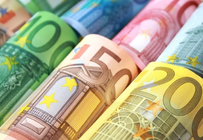Güney Kıbrıs’ta Asgari Ücret brüt 940 Euro olarak belirlendi