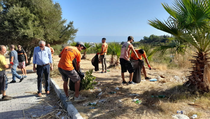 Girne Belediyesi’nden Girne-Lefkoşa ana yolunda temizlik