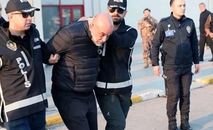 KKTC’de yakalanan 'Deveciler' suç örgütü lideri Adana'ya götürüldü