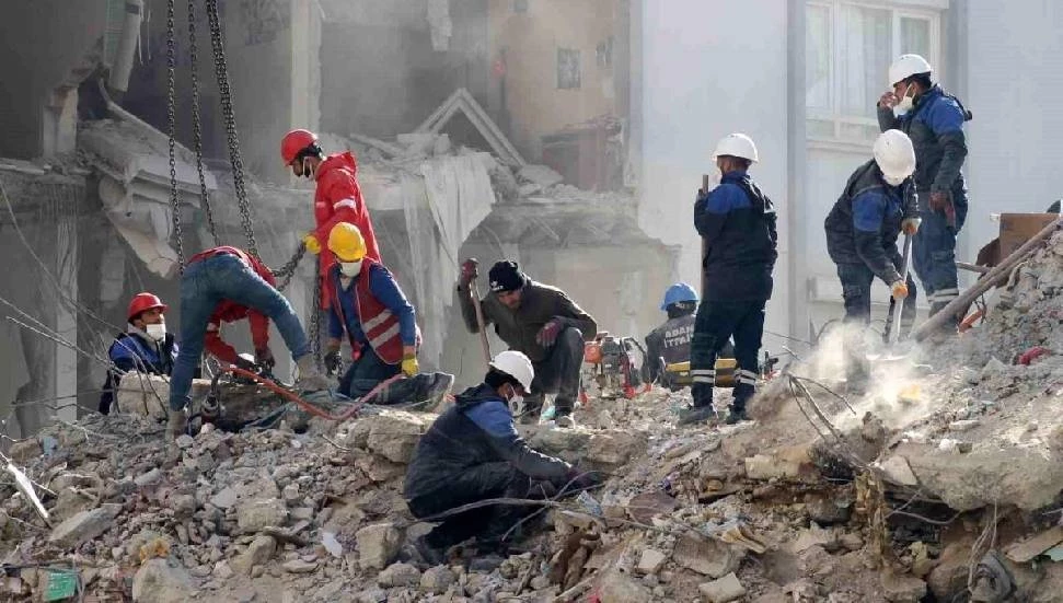 Adana deprem