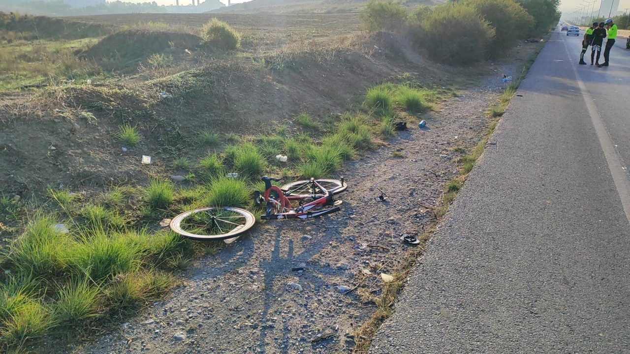 Lefkoşa-Girne ana yolunda bisikletçilere çarpıp